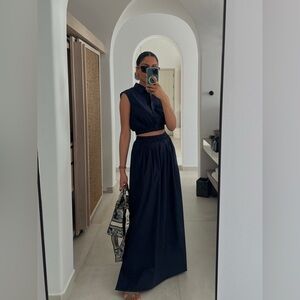 COS maxi skirt size 36
